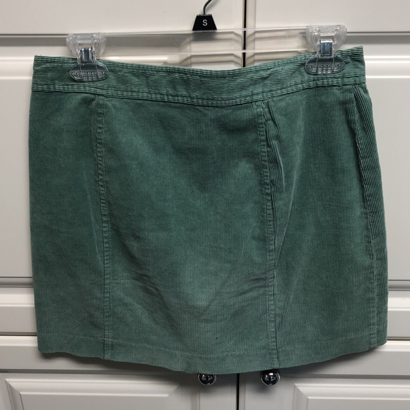 Vineyard Vines Thin Corduroy Skirt EUC - Picture 3 of 3